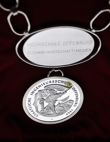 doegerl-Prof. Kette; Hochschule Offenburg.jpg